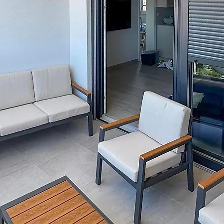 2 Bedroom Cozy In Šibenik