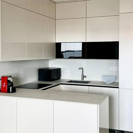 2 Bedroom Cozy In *